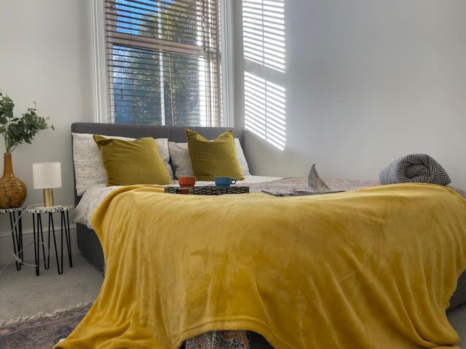 A Fabulous Apartment Set In St Leonard'S On Sea St Leonards-on-Sea Екстериор снимка