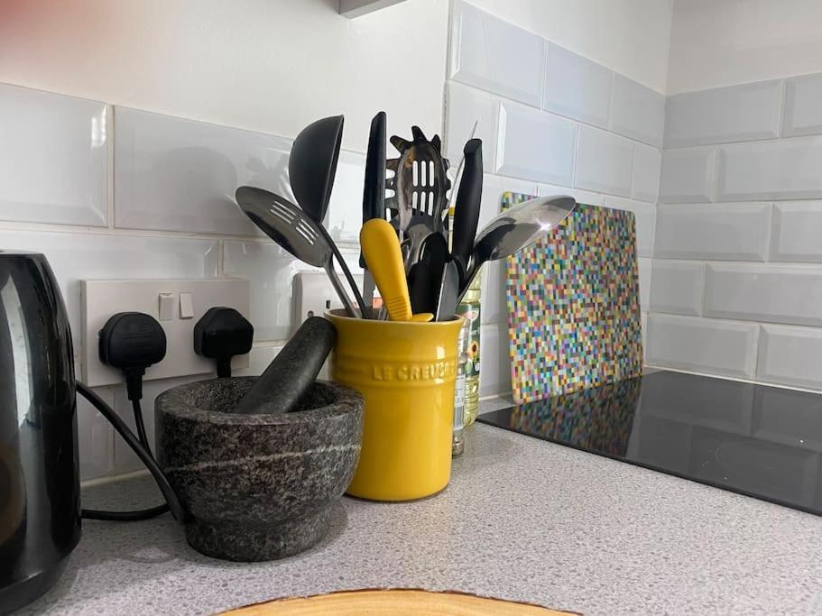 A Fabulous Apartment Set In St Leonard'S On Sea St Leonards-on-Sea Екстериор снимка