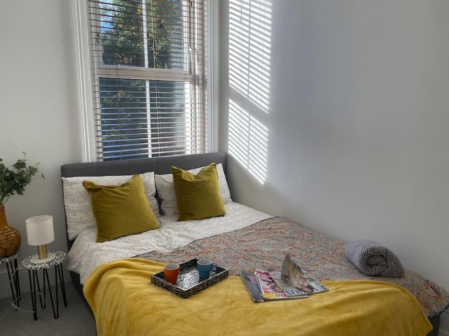 A Fabulous Apartment Set In St Leonard'S On Sea St Leonards-on-Sea Екстериор снимка